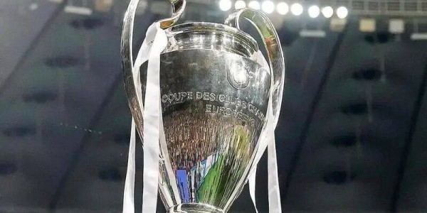 欧冠历史上再也难以复制的一个时代——连续9个赛季，有非五大联赛球队闯进决赛