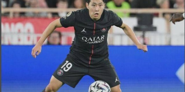 李刚仁所属的大巴黎跌至法甲第二，最新消息愕然：加盟后首次面临无冠危机