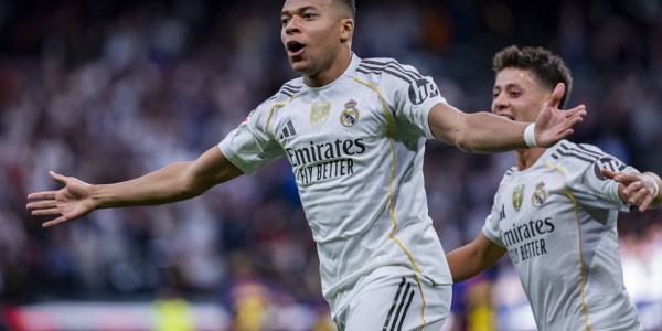 西甲-姆巴佩破门+失点贝林厄姆建功 皇马2-1胜10人巴萨