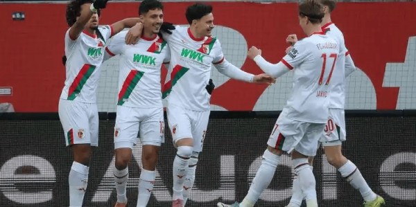 德甲中游对决：奥格斯堡VS科隆，状态博弈谁能抢分？